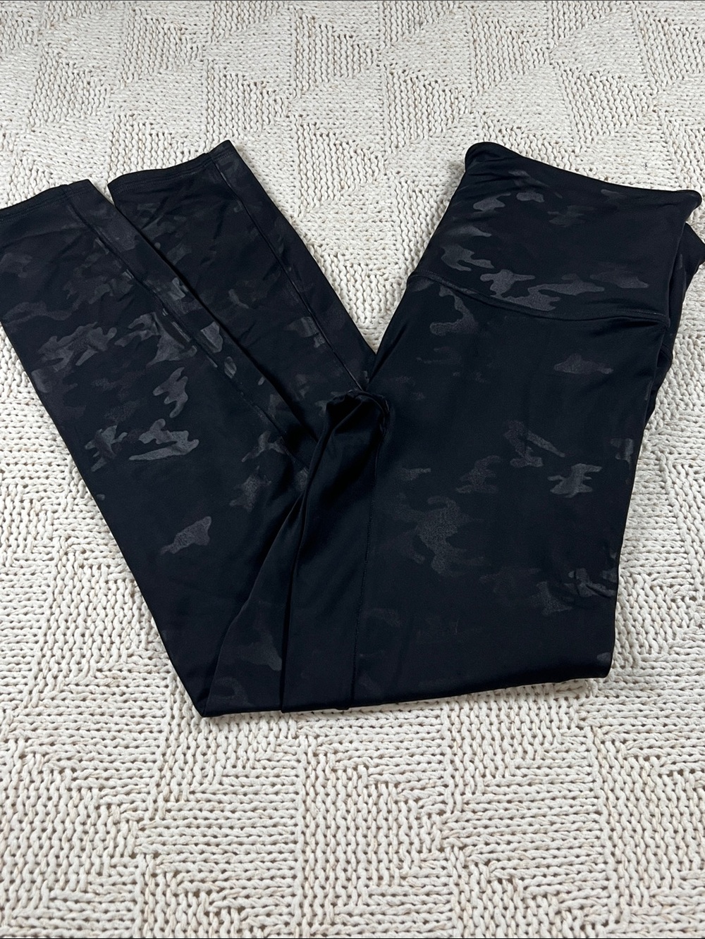 SPANX Women’s Black Camo Leggings